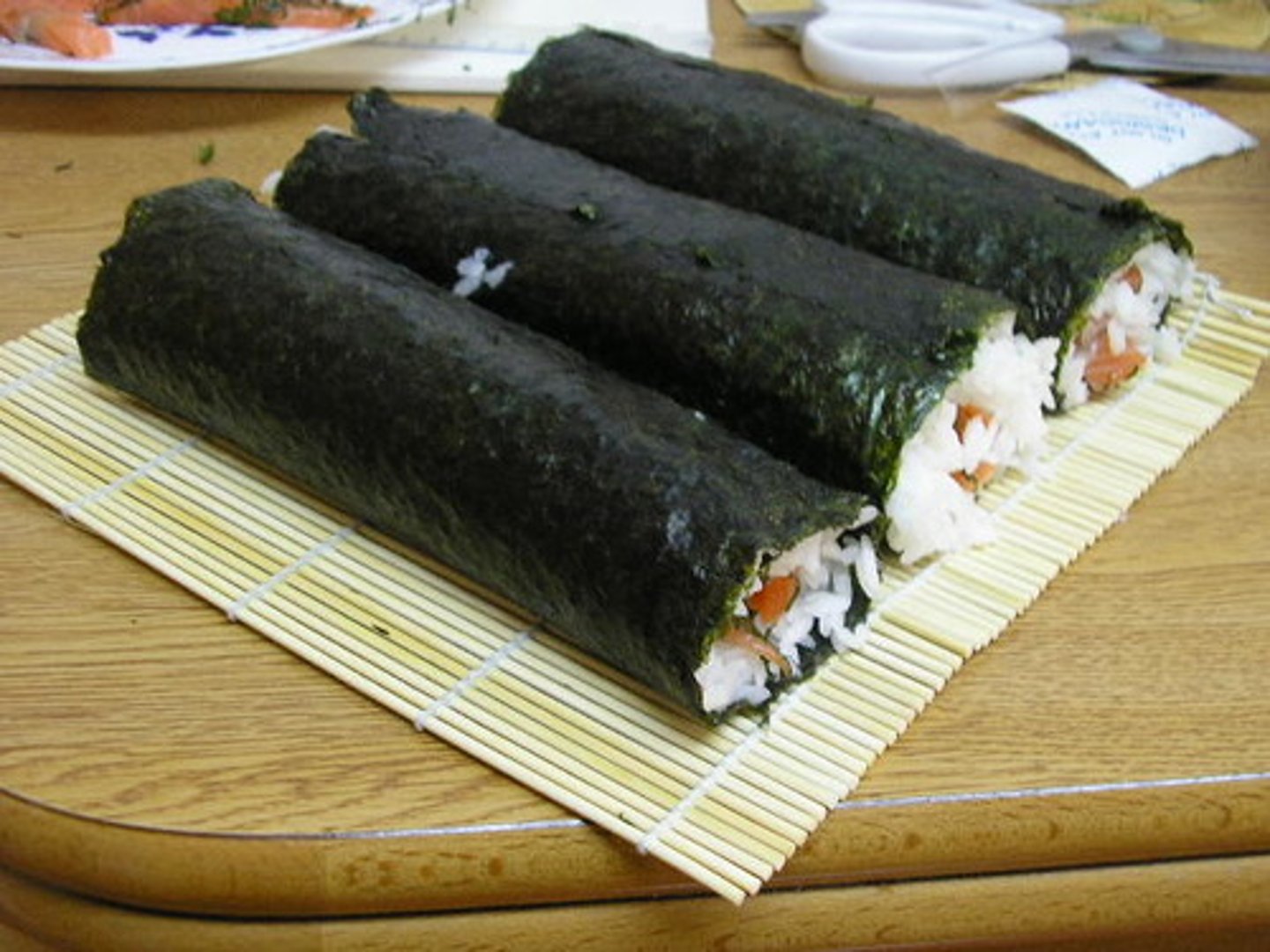 <p>Sushi (Roll)</p>