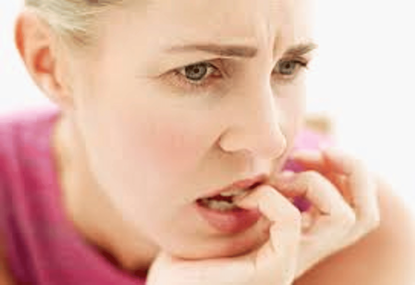 <p>to be anxious</p>