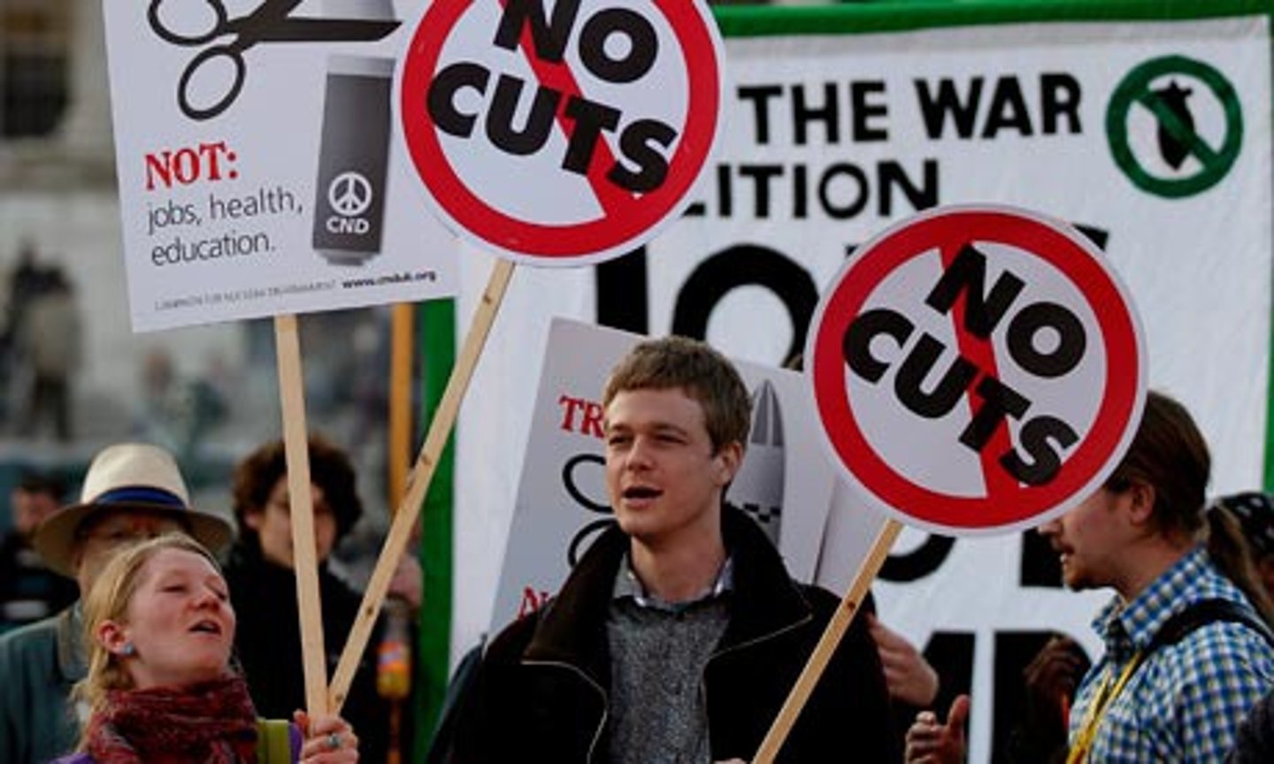<p>publicly denounce.</p>