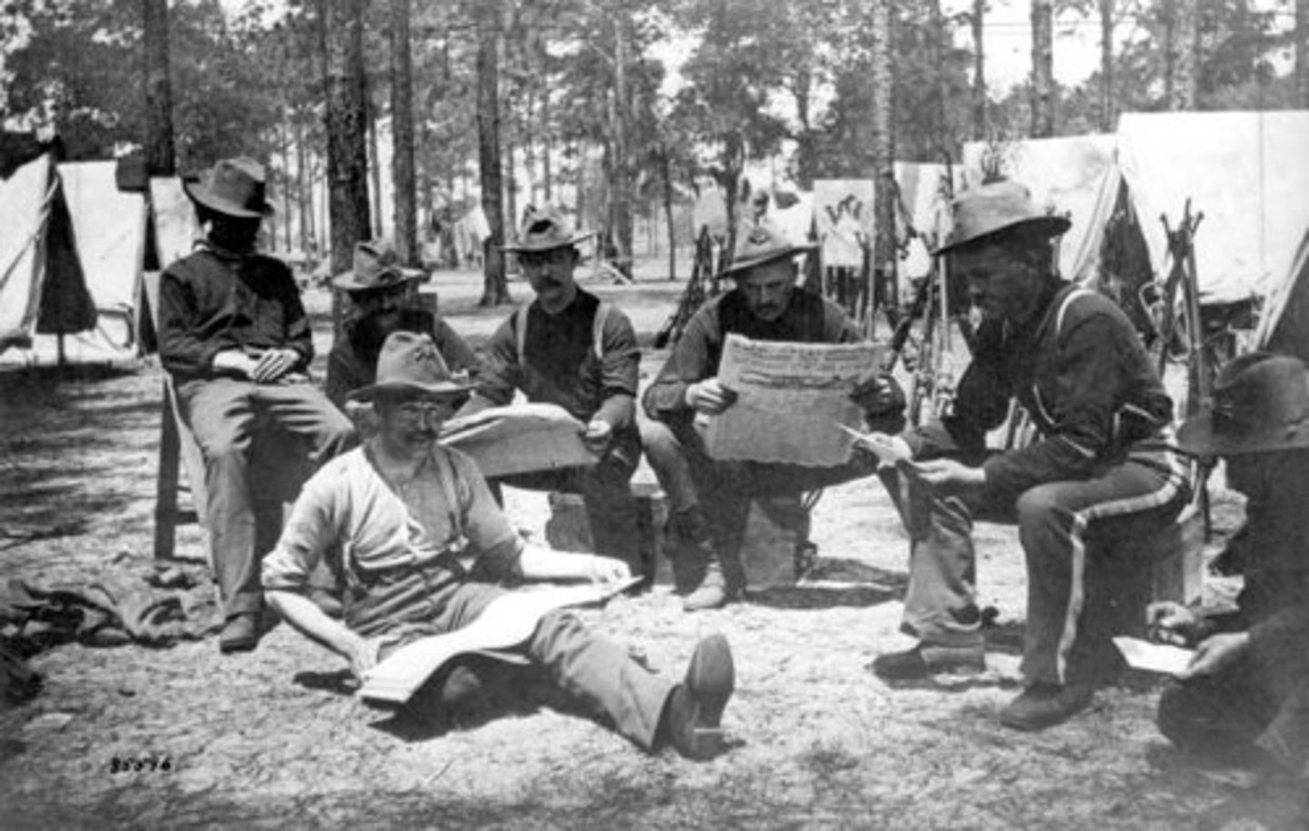 <p>In 1898, a conflict between the United States and Spain, in which the U.S. supported the Cubans' fight for independence</p>