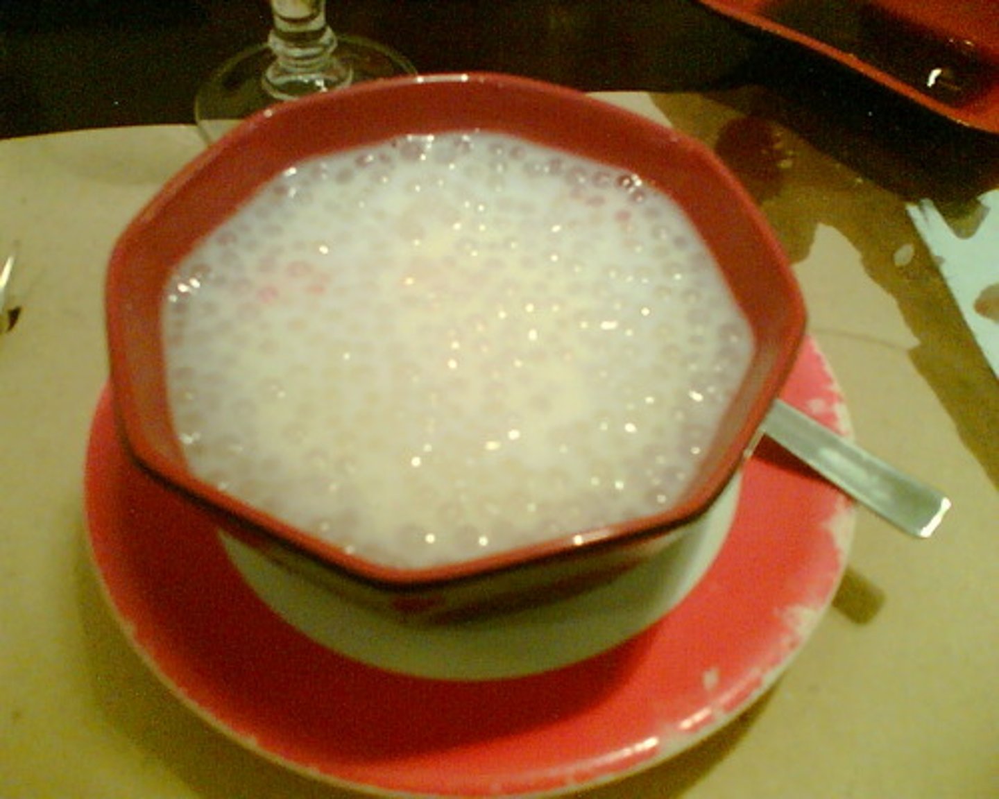 <p>Bột sắn dây /ˌtæpiˈəʊkə/</p><p>Ex: Tapioca, made from cassava plant grains, is commonly used to prepare a sweet and creamy dessert.</p><p>The tapioca dessert, made from hard white grains and milk, is a popular treat in many cultures.</p><p>Tapioca is commonly used to make bubble tea pearls.</p><p>The dessert was topped with sweet coconut milk and tapioca pearls.</p>