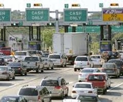 <p>đường cao tốc có thu phí</p>