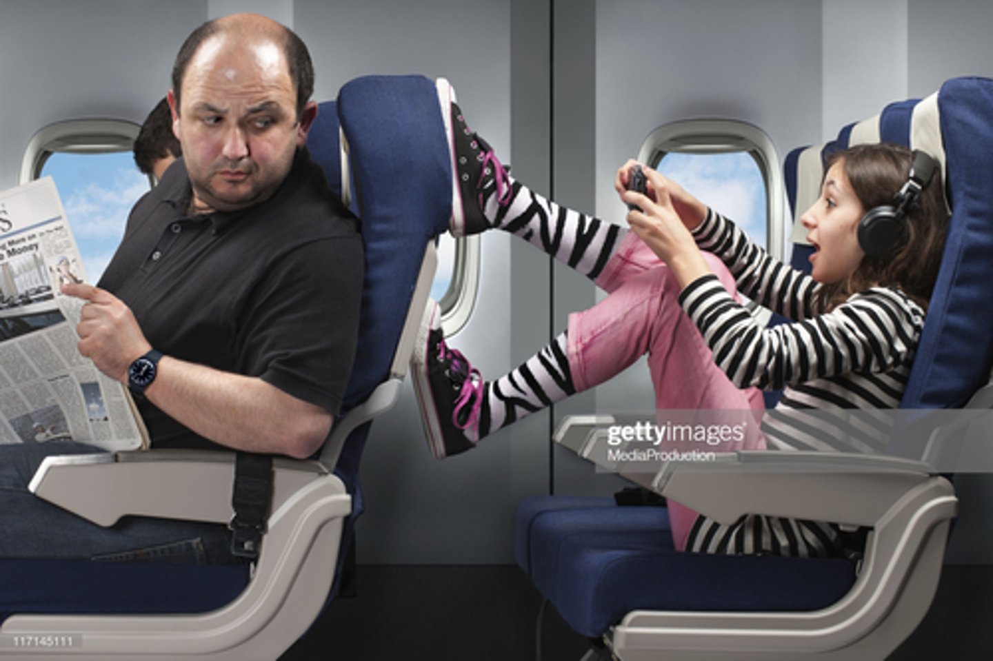 <p>(adv) một cách bất lịch sự</p>