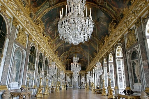 <p>Palace of Versailles (The Hall of Mirrors)</p>