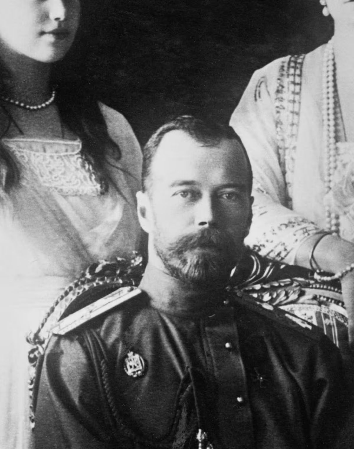 <h5 style="text-align: start" collapsed="false" seolevelmigrated="true"><span>Tsaar Nicolaas Romanov</span></h5>