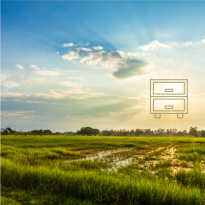 <p><strong>日</strong></p><p></p><p><span style="color: rgb(169, 169, 169);"><span>Words:</span></span></p><p><span style="color: rgb(169, 169, 169);"><span>一日　いちにち　One day</span></span></p><p><span style="color: rgb(169, 169, 169);"><span>五日　いつか　Five days, 5th day of month</span></span></p>