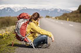 <p>A person who travels only with a backpack.</p><p>‘‘The <strong>backpacker</strong> traveled to many countries with just a small bagpack’’</p>