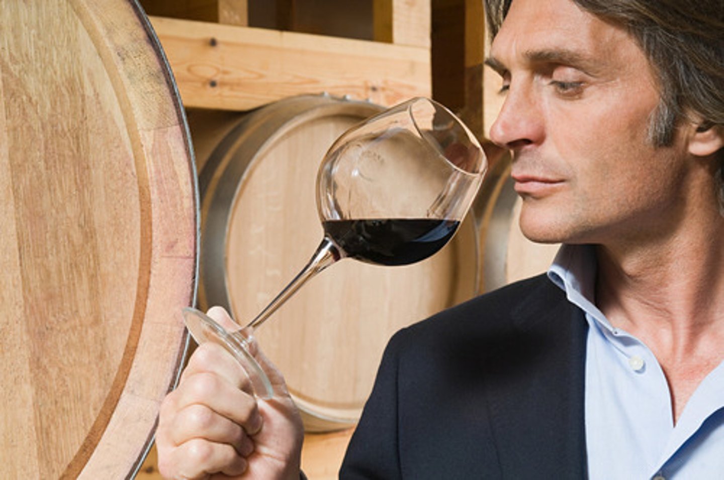 <p>An expert in matters of culture,food,or wine.</p>