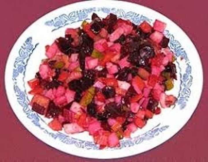 <p>russian beet salad (masc. noun)</p>