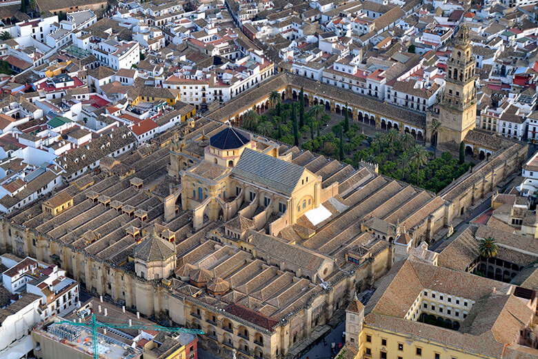 <p>Great Mosque</p><ul><li><p>Córdoba, Spain.</p></li><li><p>Umayyad.</p></li><li><p>c. 785-786 C.E.</p></li><li><p>Stone masonry</p></li></ul><p>The Great Mosque of Cordoba is a prime example of the Muslim world&apos;s ability to brilliantly develop architectural styles based on pre-existing regional traditions. It is built with recycled ancient Roman columns from which sprout a striking combination of two-tiered, symmetrical arches, formed of stone and red brick.</p>