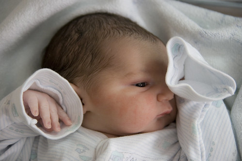 das Baby (das Kleinkind)
