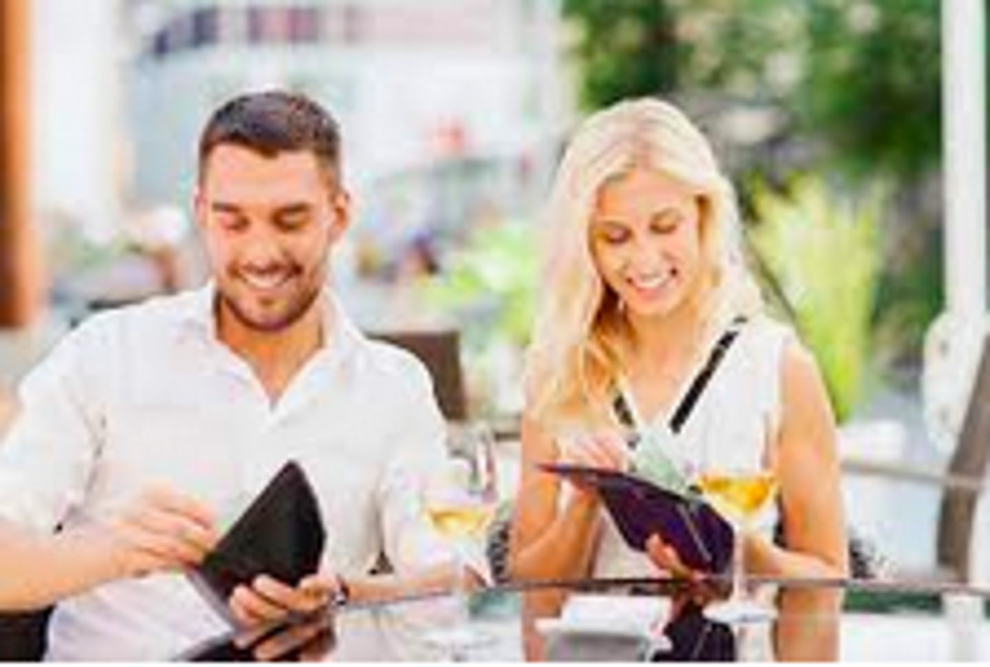 <p>Zusammen, bitte</p>