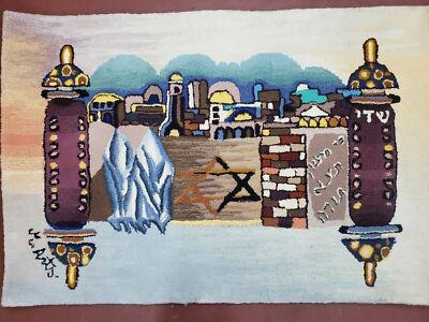 <p>Monotheism, covenant with God, following the Torah and mitzvot.</p>