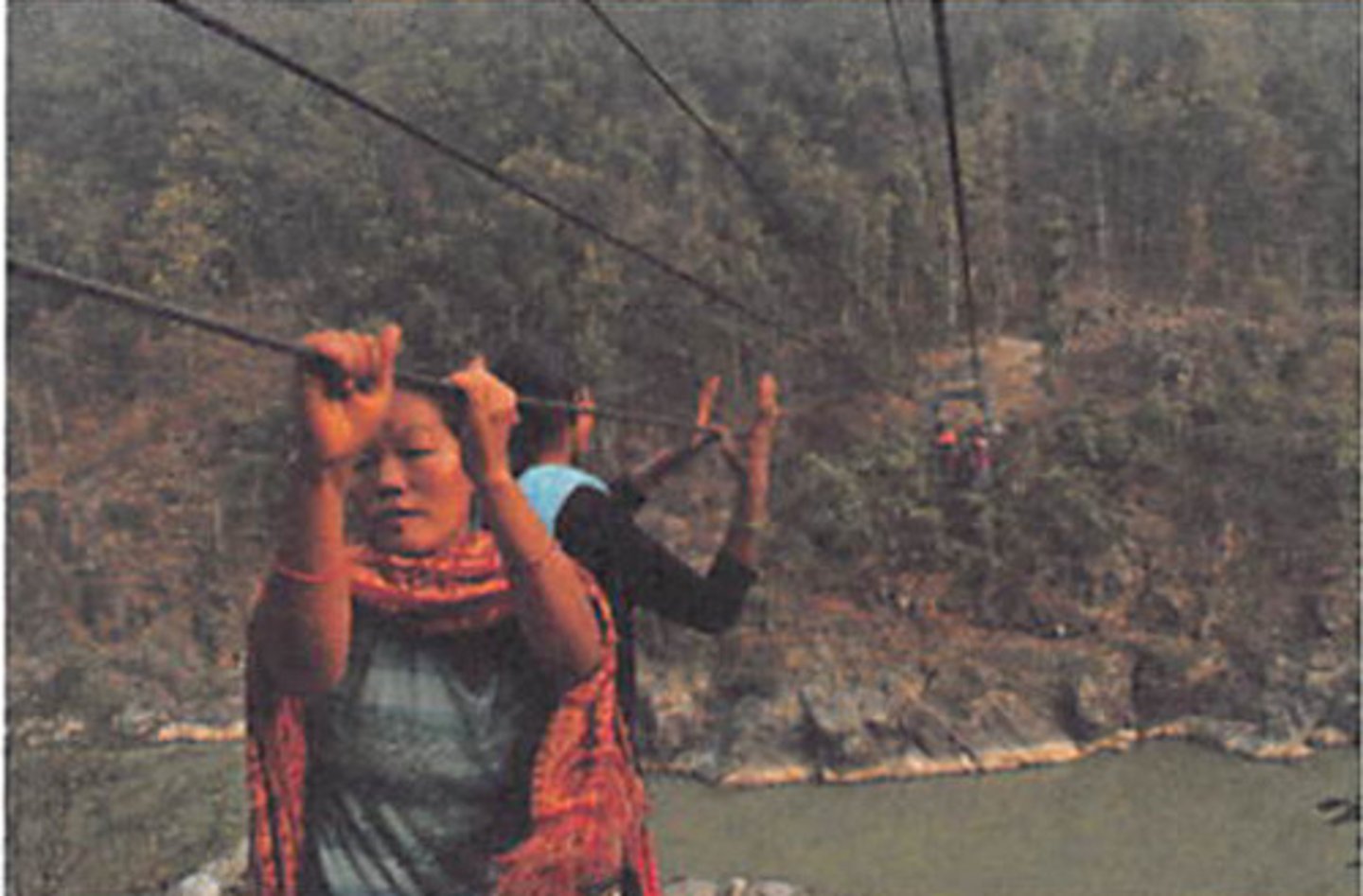 <p>(n.phr) hành động thiết thực</p>