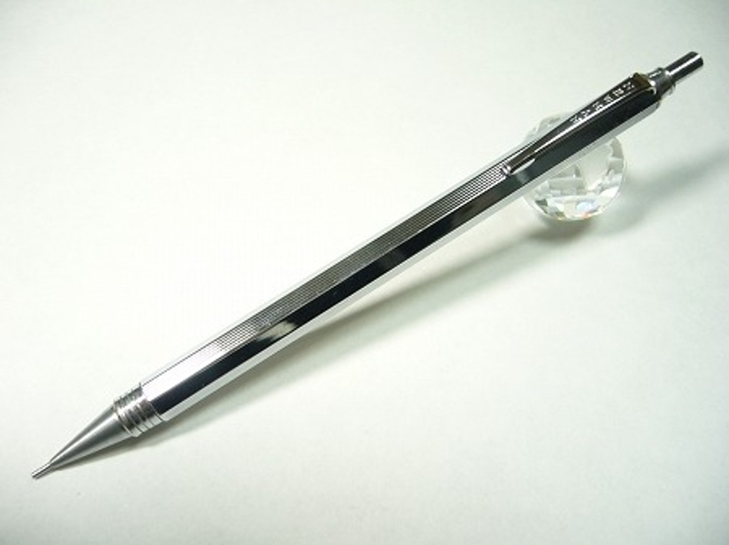 <p>Mechanical pencil</p>