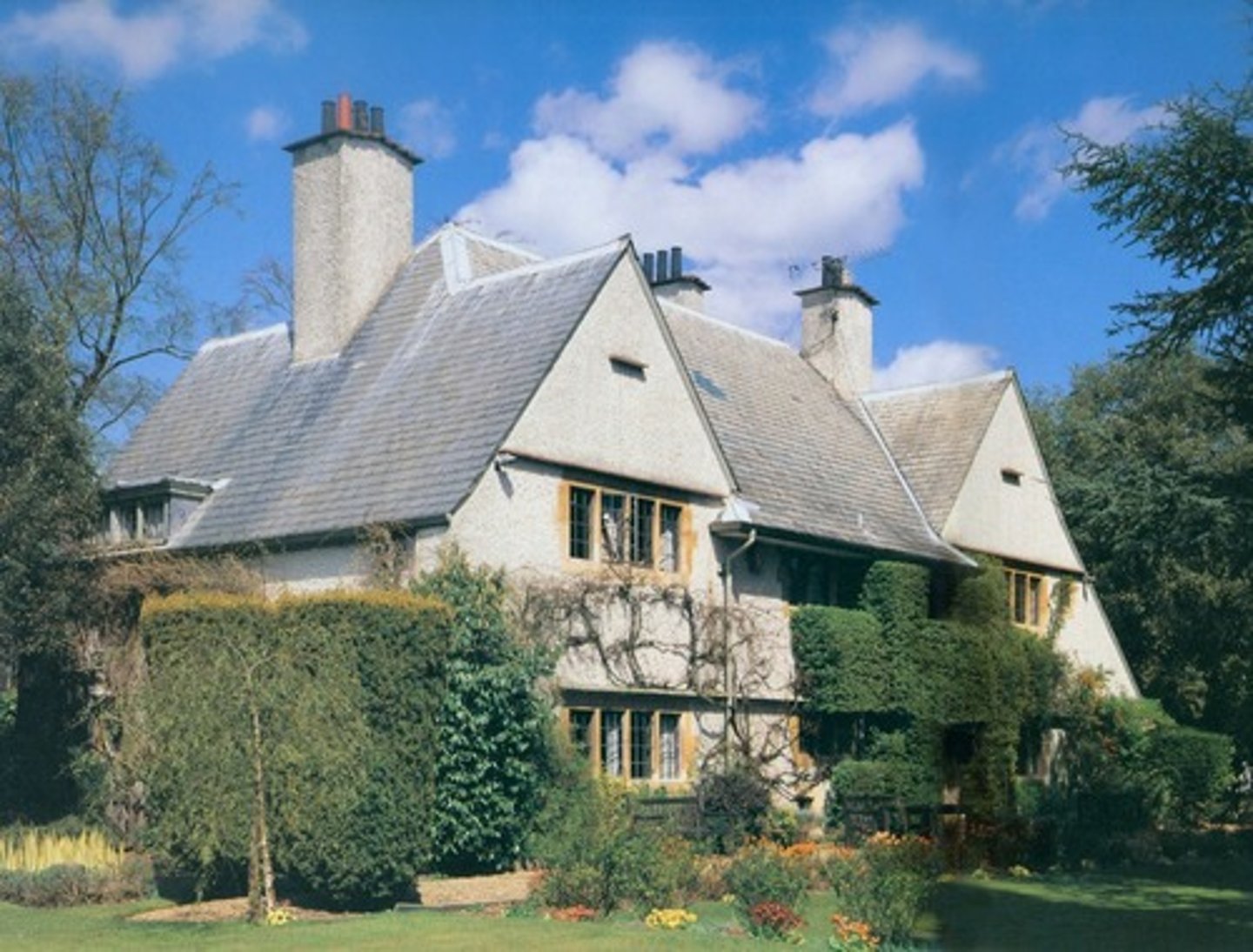 <p>Arts and Crafts</p>