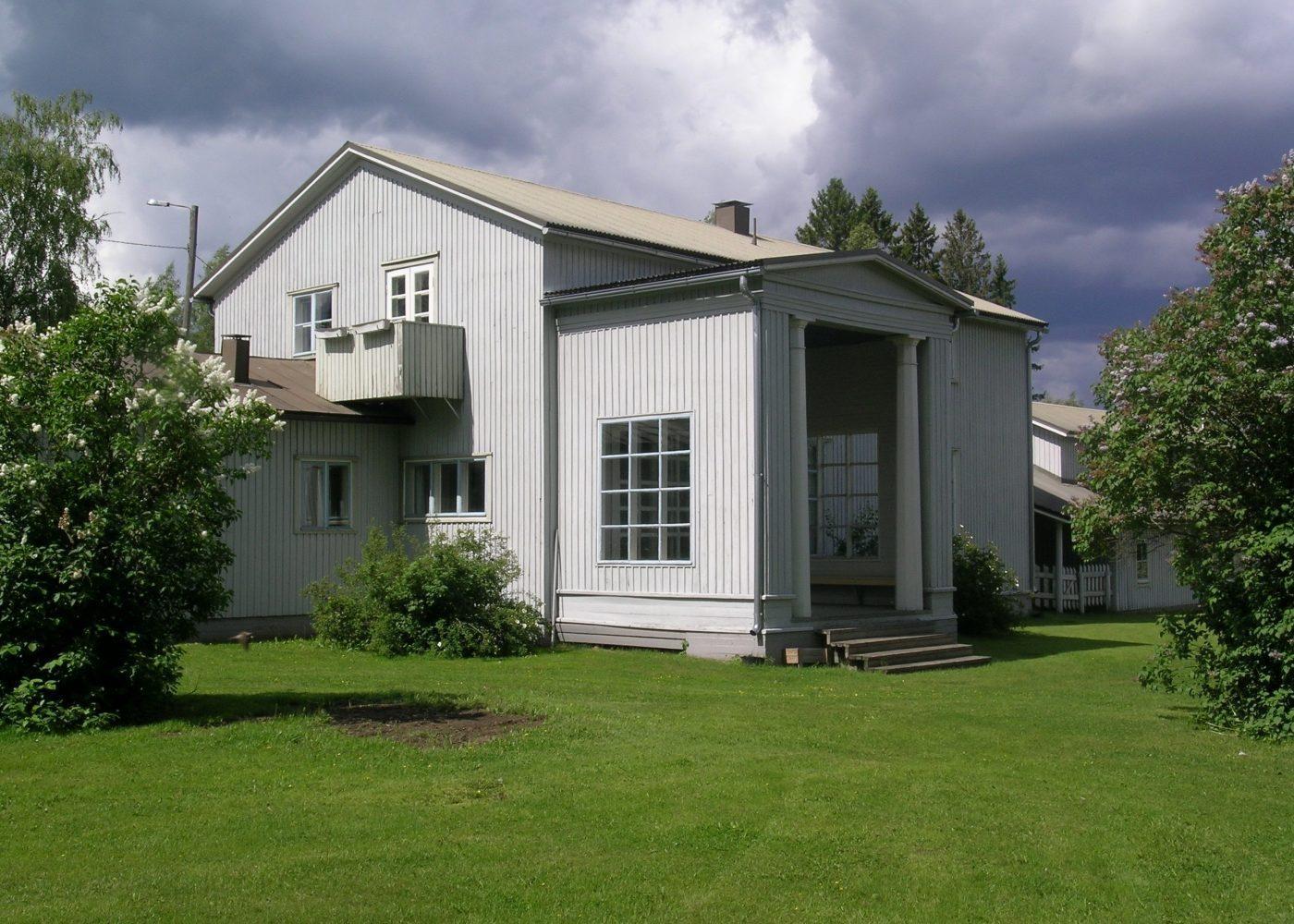 <p>Architect: Alvar Aalto</p>