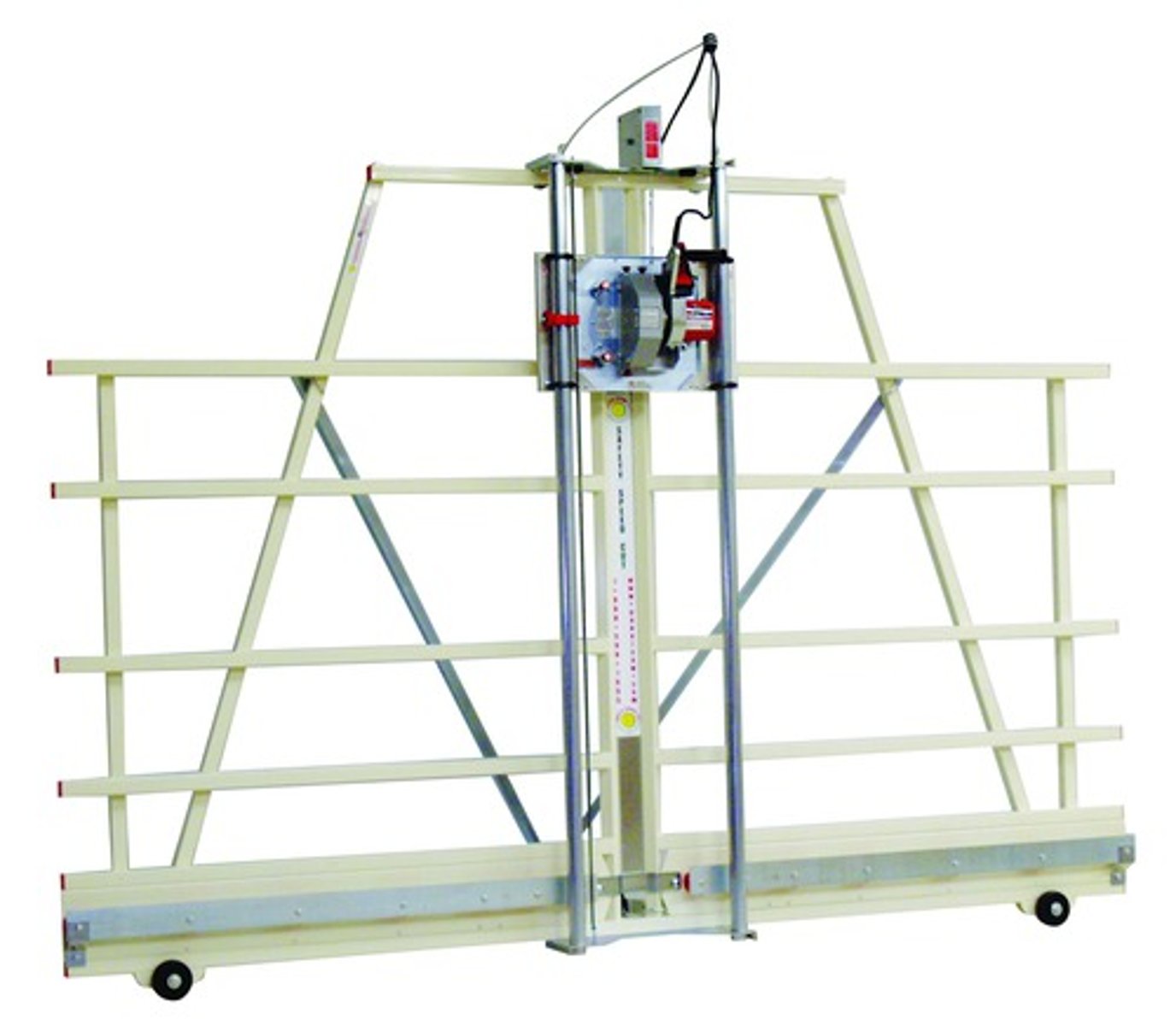 <p>Used to make straight cuts in large pieces of sheet wood. The saw has a fine toothed crosscut for sawing plywood, thin wood and large joints</p>