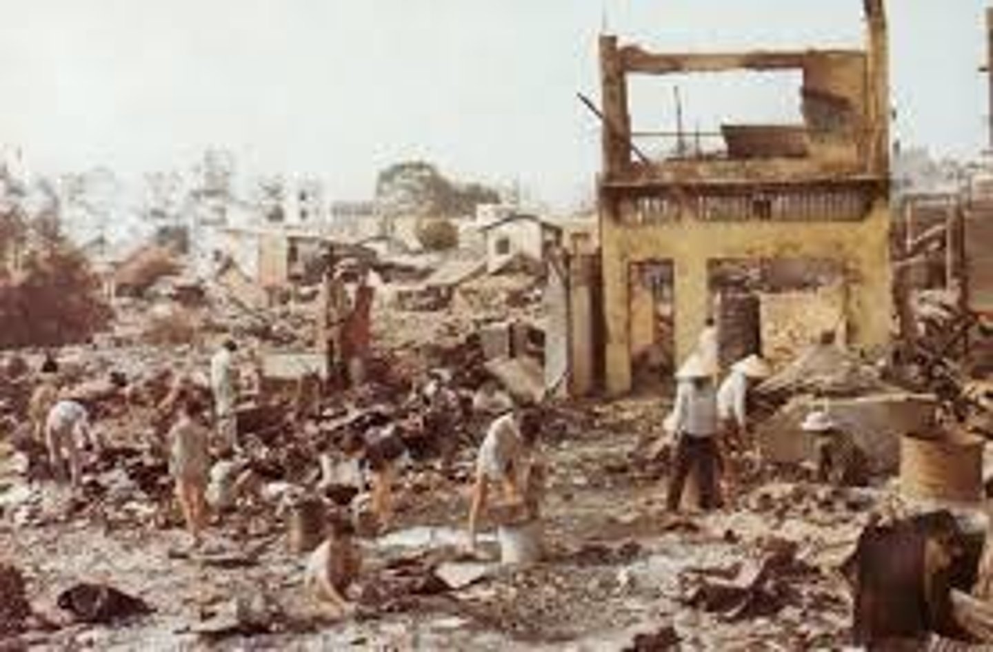 <p>communist assault on a large number of South Vietnamese cities in early 1968</p>