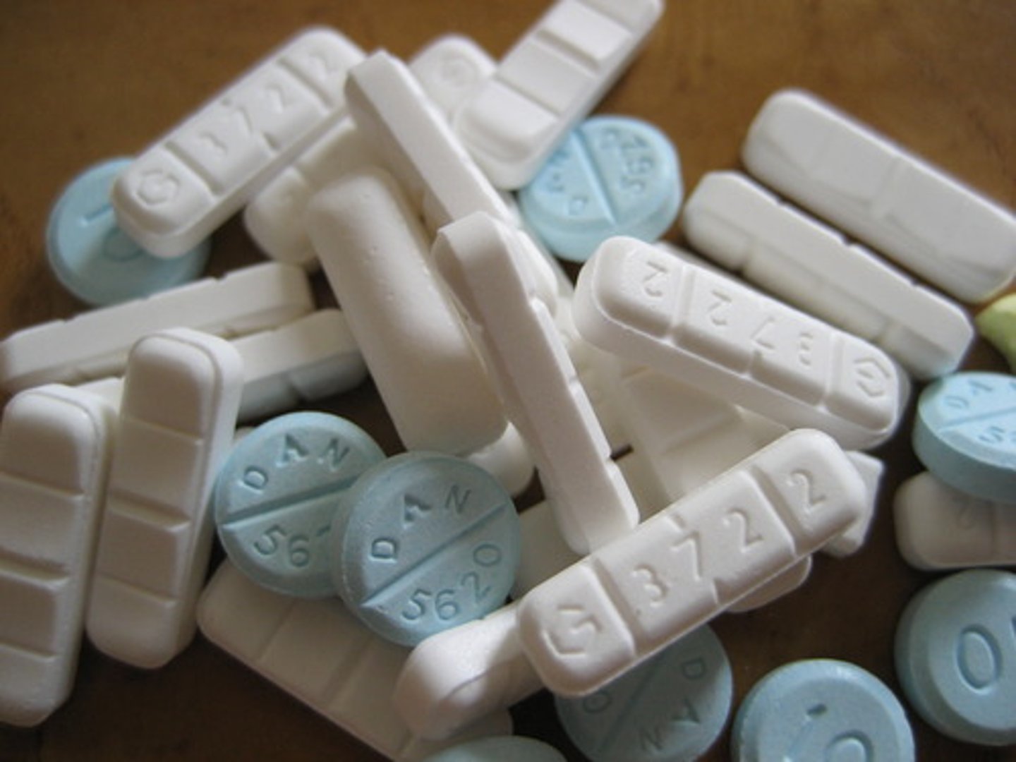 <p>sedative; painkiller</p>