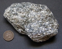 Luster: Platy minerals?
Cleavage: along scaly foliation
Info: possible in many mineral varieties