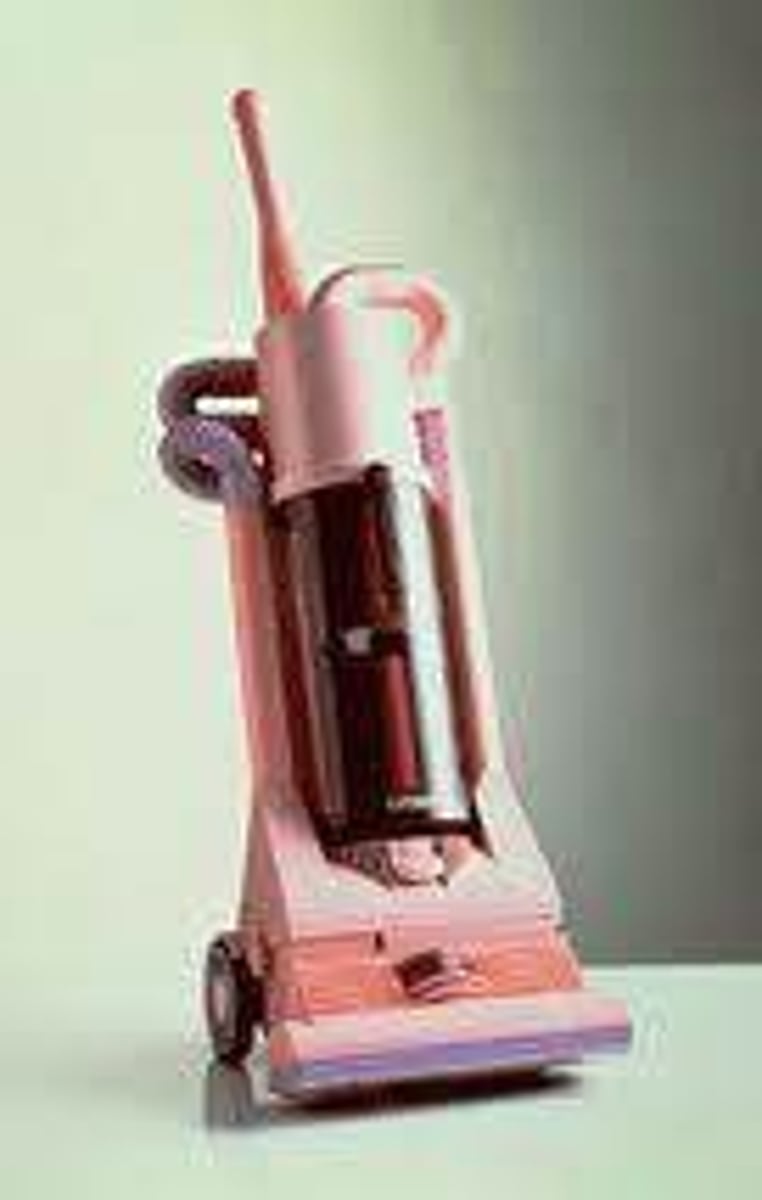 <p>British Design Engineer</p><p>➜ Designs household products in innovate ways</p><p>➜ the Dyson vacuum cleaner - using contrasting colour schemes, changing dust reduction systems</p><p>➜ Wheelbarrow with the ball wheel</p>