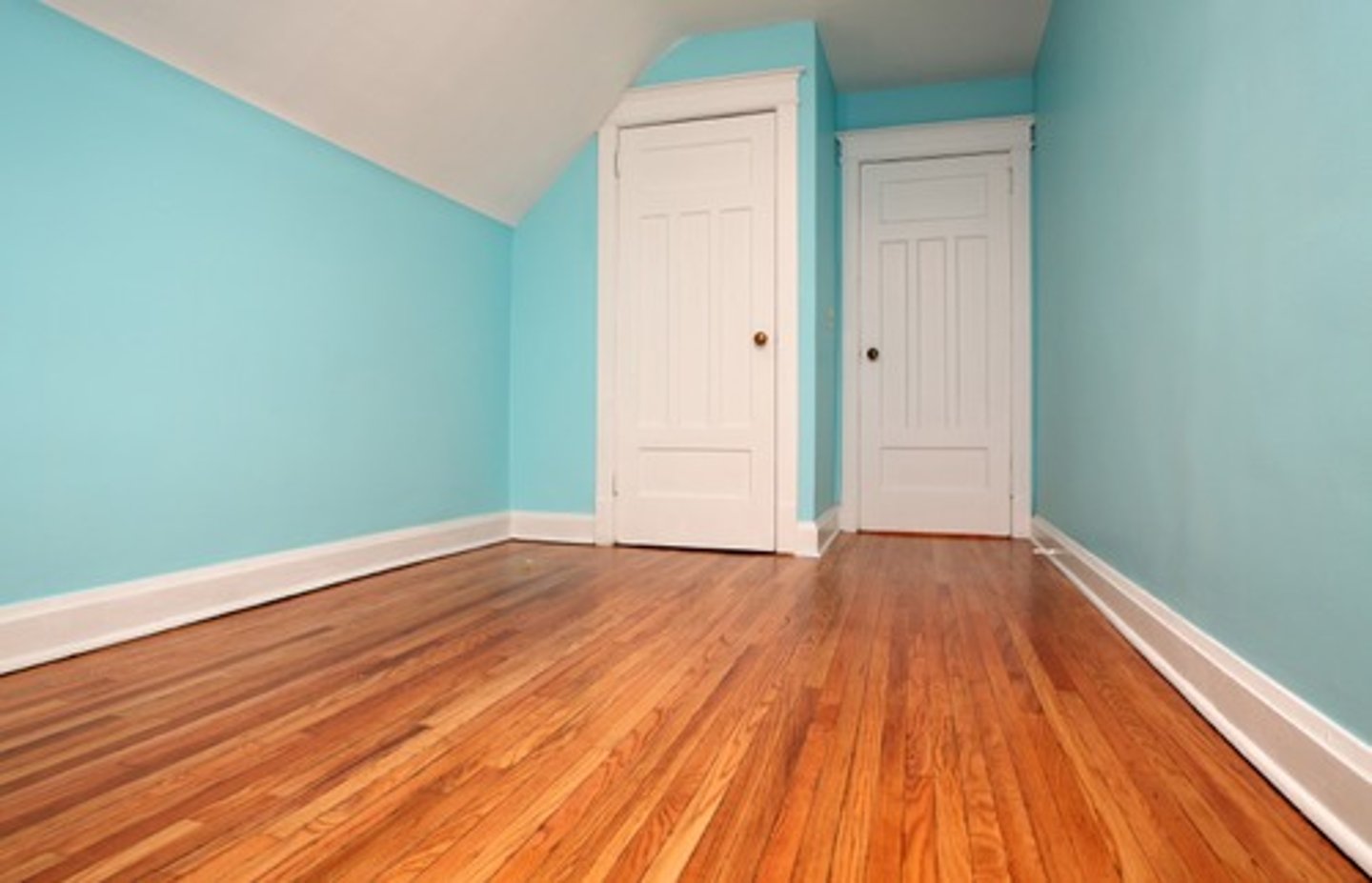 <p>a room</p>