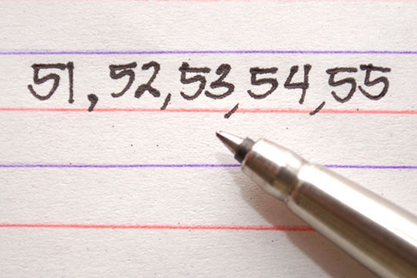 <p>liánxù (v.)- to be continuous, to be in succession</p><p>他已经连续三次靠全班第一了</p>