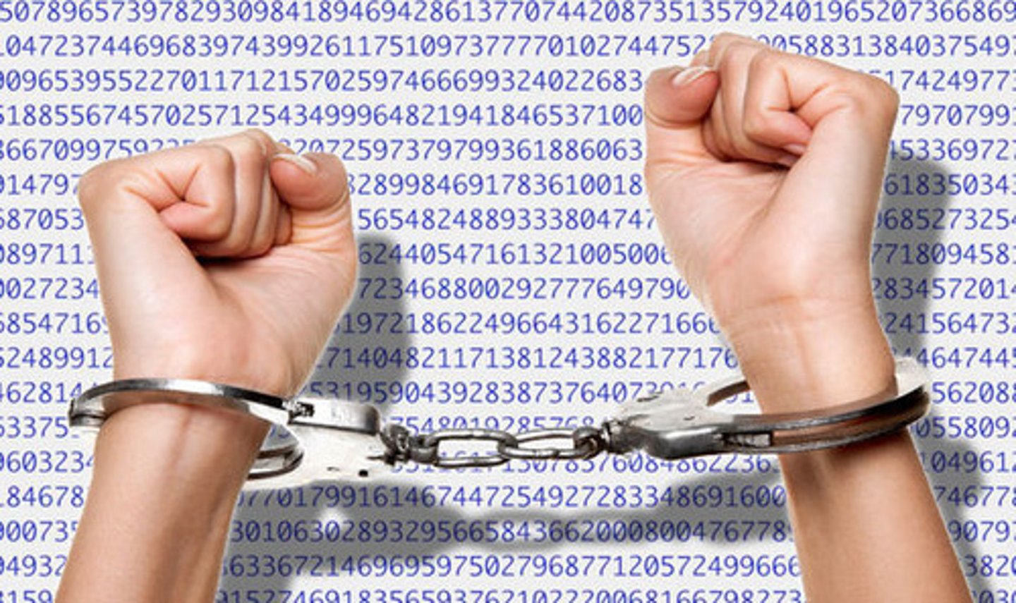 <p>bất hợp pháp</p>