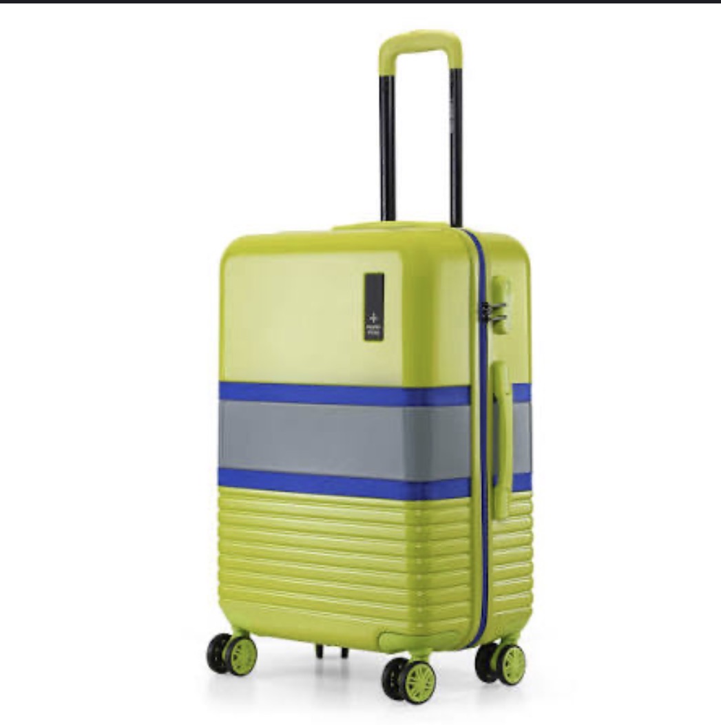 <p>I brought</p><p>I brought a suit case for my trip to Mexico</p>