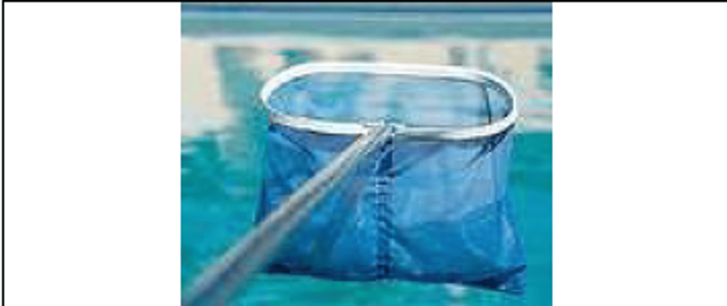 <p>Collects debris from the top, middle, and bottom of the pool</p>
