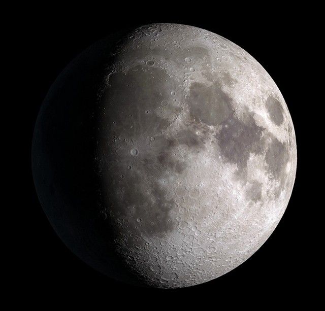 <p>(Light coming from right side) Almost all of the moon’s dayside can be seen.</p>