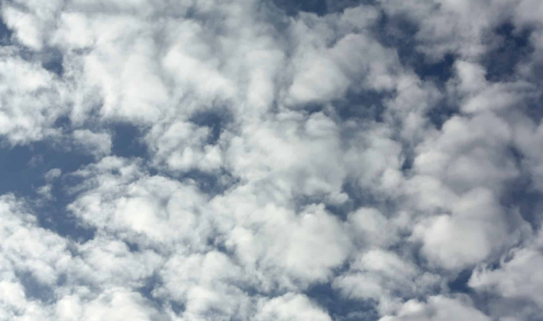 <p><span>Altocumulus (AC)</span></p>