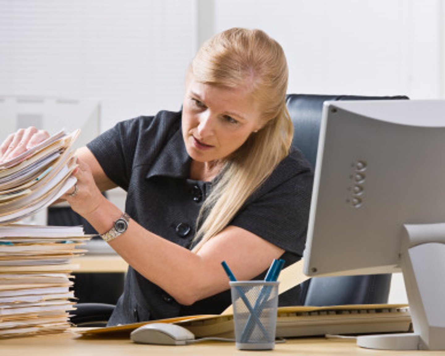 <p>office worker</p>