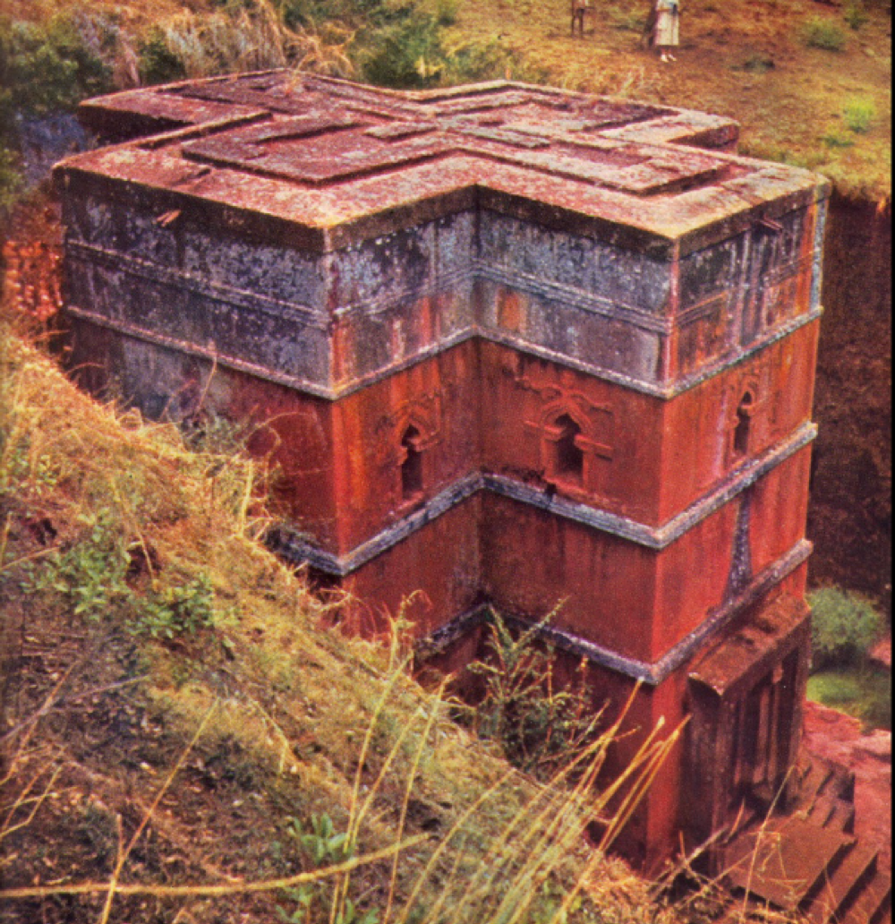 <p>describe the structure of the Lalibela, Biete Ghiorgis </p>