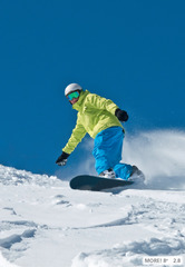 <p>faire du ski/snowboarding</p>