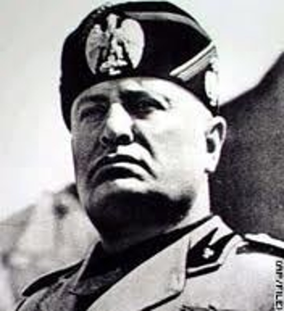 <p>took over Italy in 1922 as leader of the fascist movement and wanted to restore his country to its former glory. He was killed in April 1945</p><p>Tomó el poder en Italia en 1922 como líder del movimiento fascista y pretendía restaurar su país a su antigua gloria. Fue asesinado en abril de 1945.</p>
