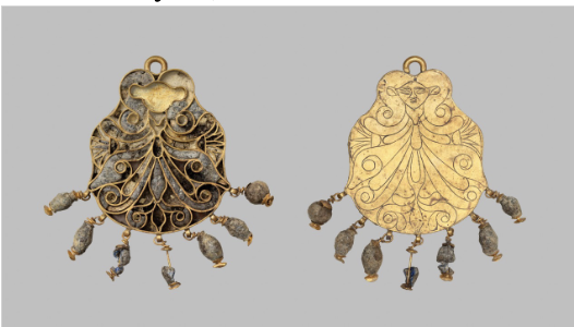<p><span style="background-color: transparent; font-family: "EB Garamond", serif;"><span>Jewels of warrior prince, delicate jewelry depicting great wealth of the Palace of Nestor</span></span></p>