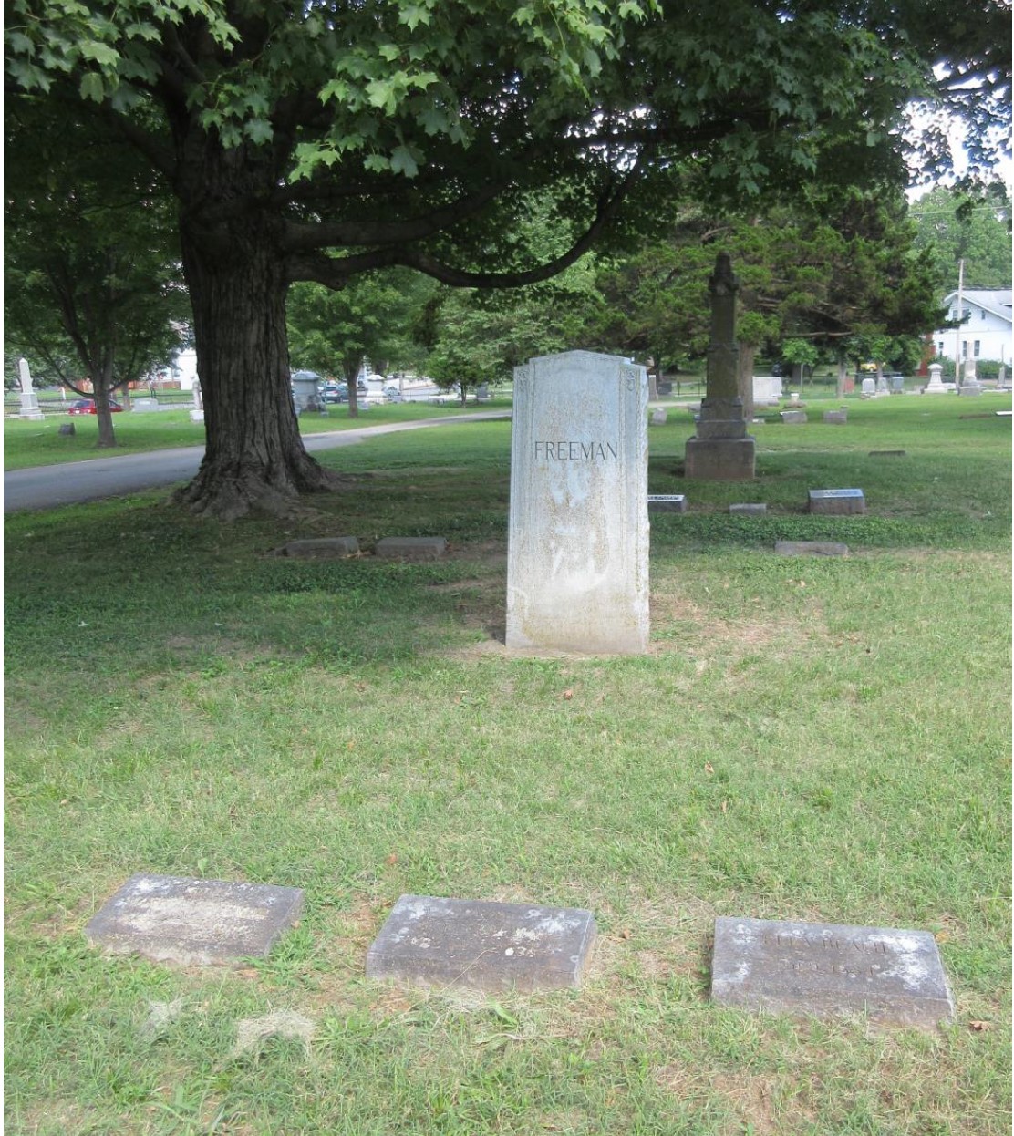<p>Maple Park cemetery established in 1876 and has many different types of monuments with different types of stones</p><p>graves are often grouped into family lots and enclosed with stone borders</p>
