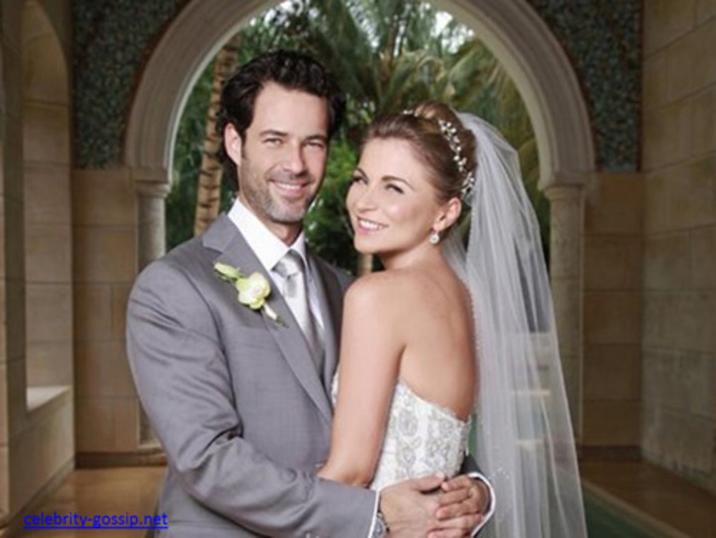 <p>Groom and bride</p>
