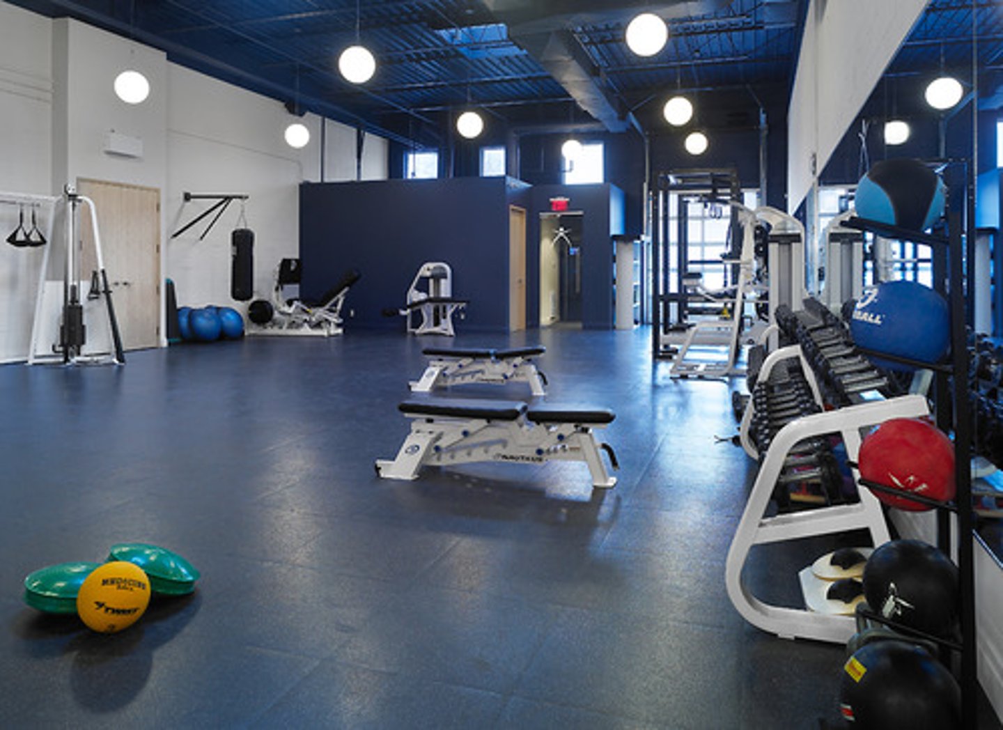 <p>to go to the gym</p>