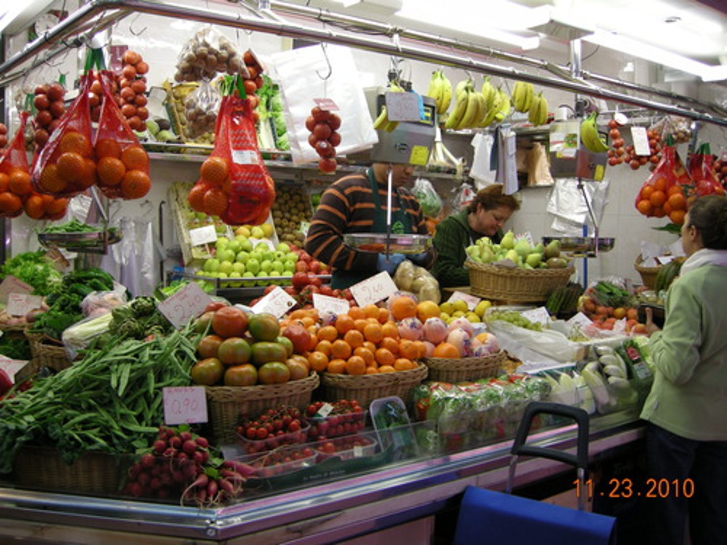 <p>The Verduleria/ Fruit and Veggies Store</p>