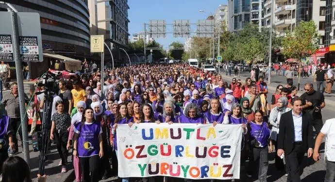 <p><strong>Yer almak</strong></p>