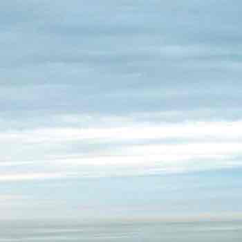 <p>Clouds that form a thinner layer over the sky that blocks out the sun</p>