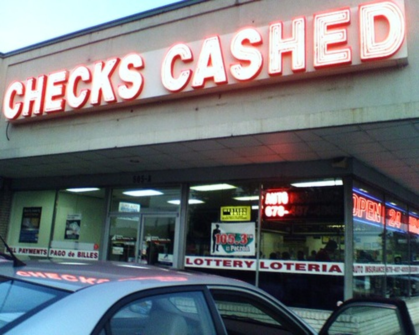 <p>to cash; to collect; to charge</p>