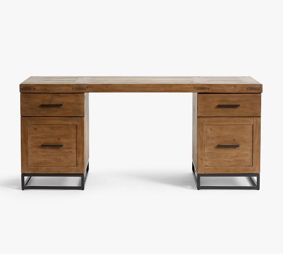 <p>Desk (n)</p>