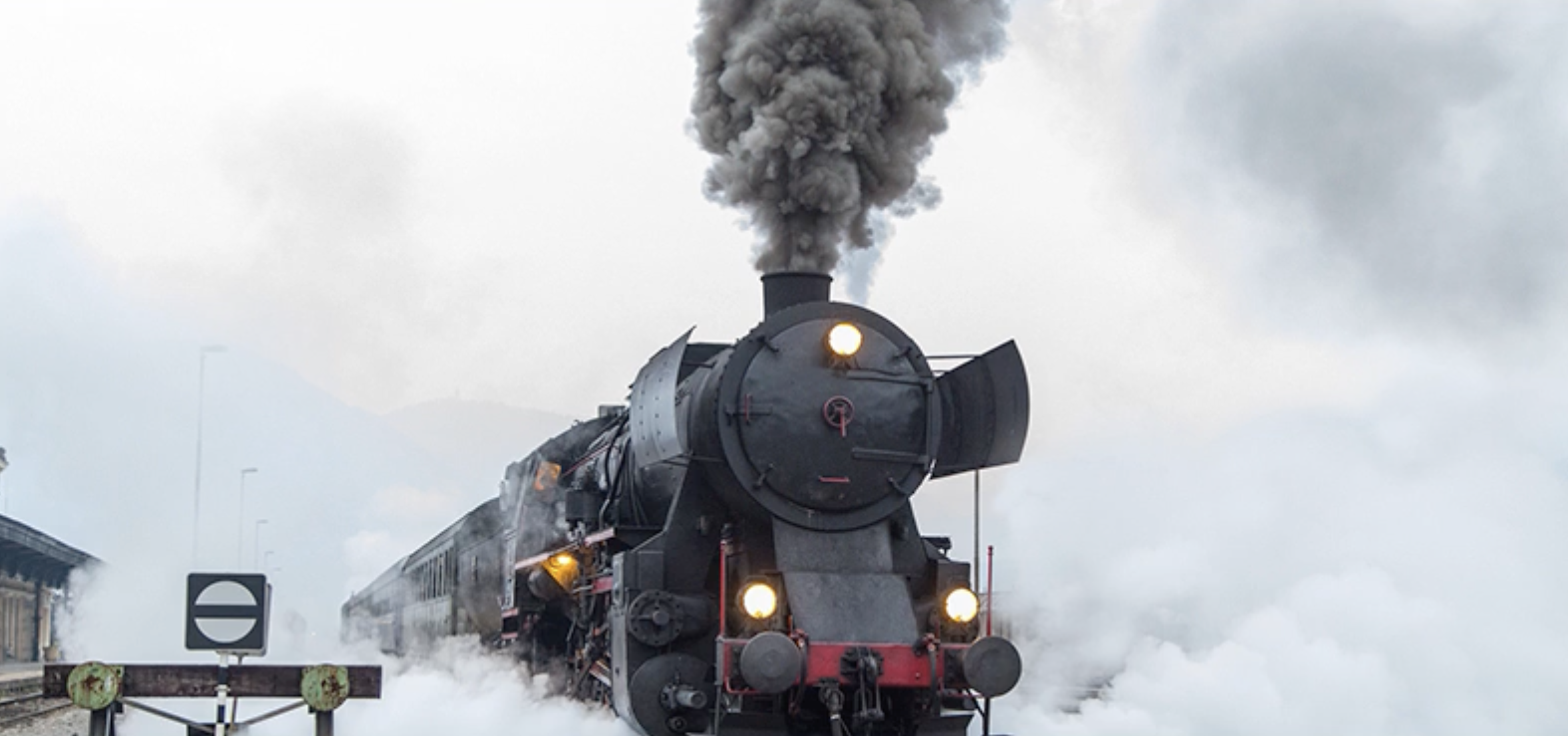 <p>locomotive</p>