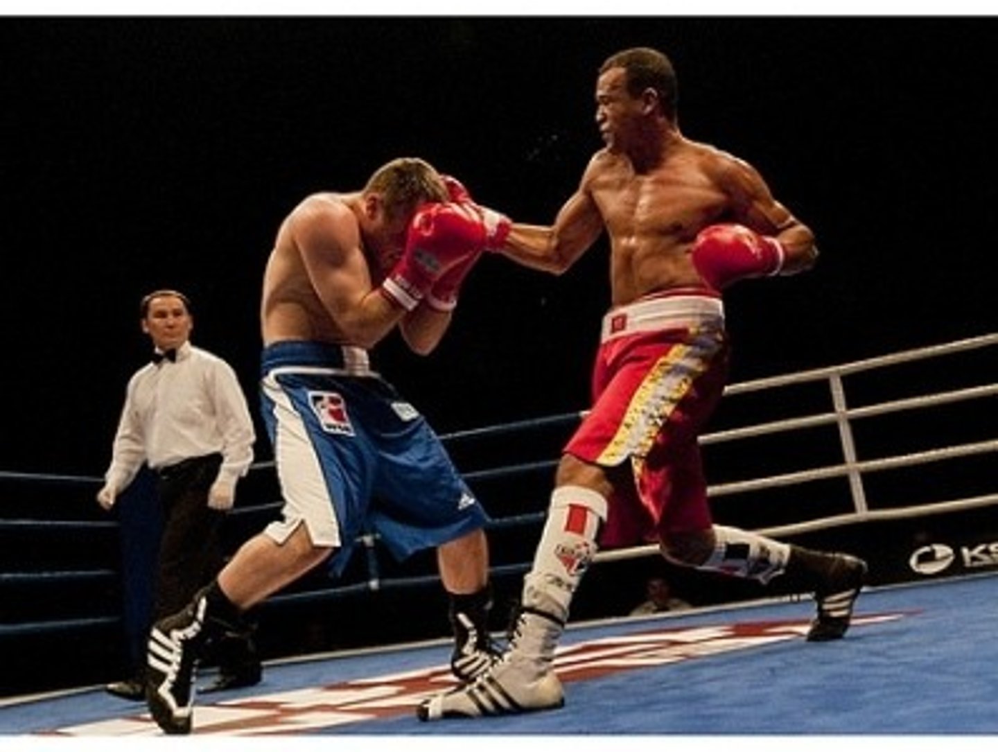 <p>boxing</p>