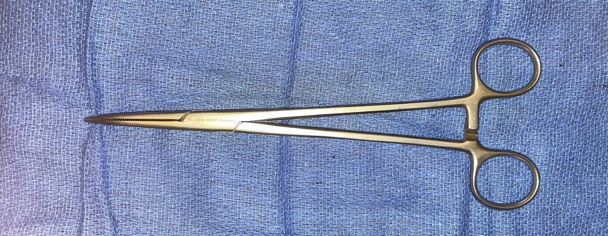 <p>Open belly case</p>