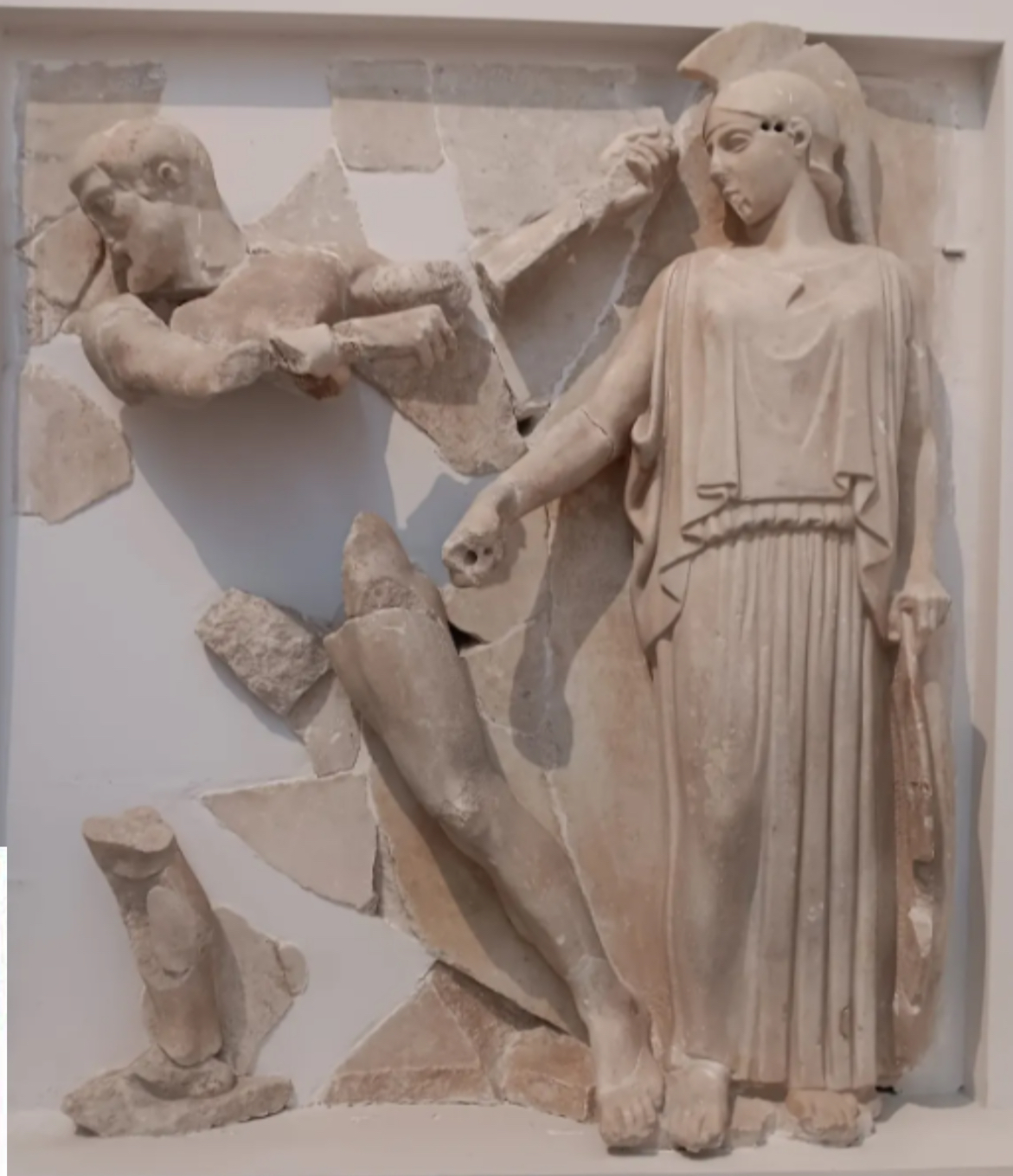 <p>What labour of Herakles is depicted in this metope?</p>